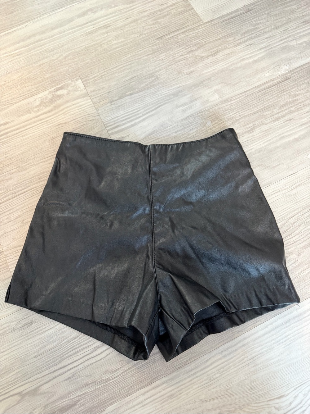 H&M Black High-Waist Faux Leather Women’s Shorts